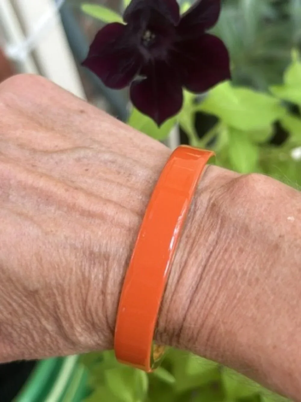 ORANGE ENAMEL Gold Tone Hinged Clamper Bangle BRACELET